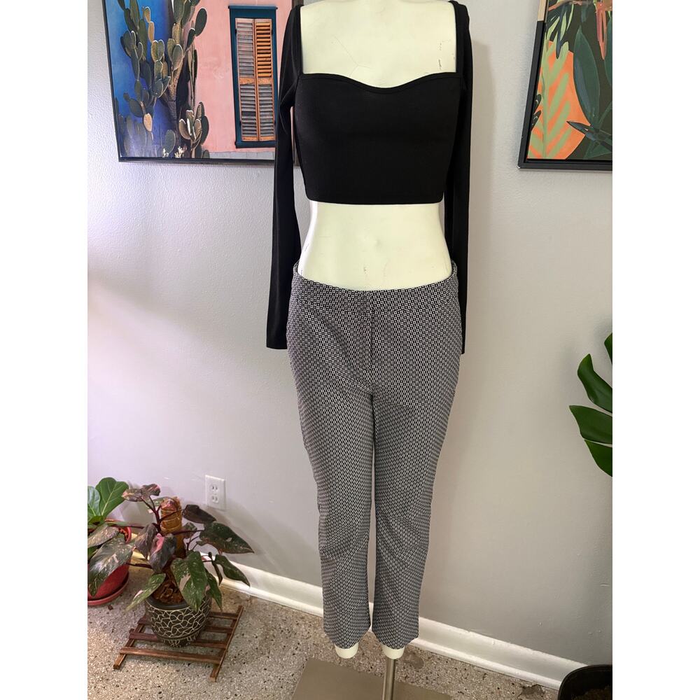 Black Ribbed Long Sleeve Crop Top Square Neck Fitted Minimalist - Picture 4 of 5